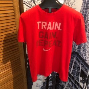 Nike Men’s Graphic T